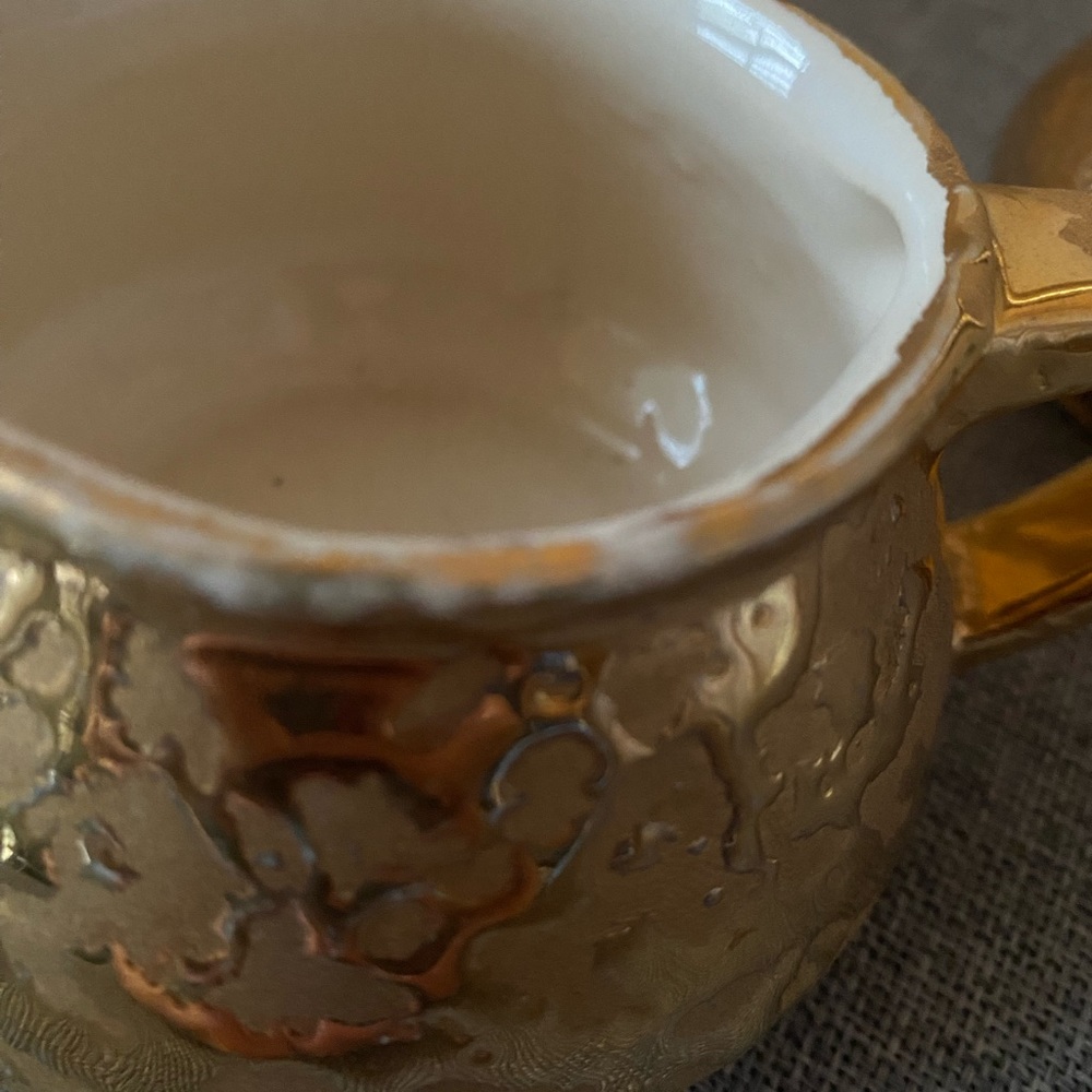 Vintage Hollywood Regency Bud Vase and Creamer. - Picture 7 of 10